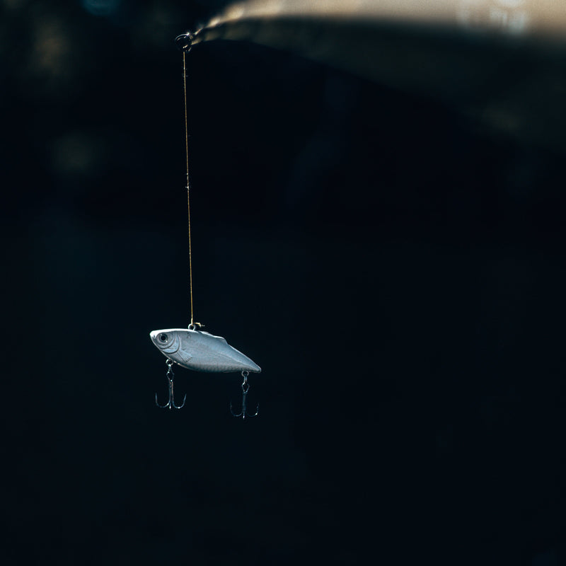 Cargue la imagen en el visor de la galería, Lipless Rattlebait - Ghost White
